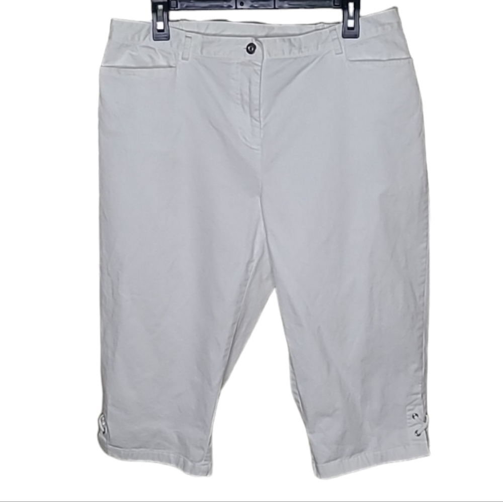 Ruby Rd. White Capris